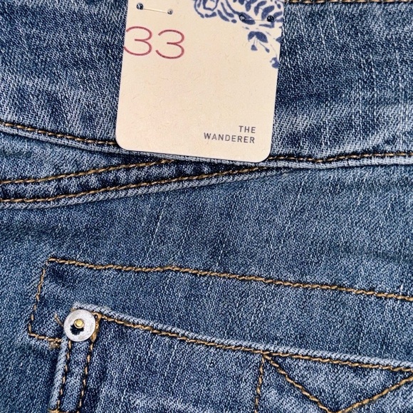 NWT Pilcro x Anthropologie The Wanderer Denim Jean Shorts Size 33 - Picture 11 of 12